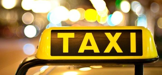 taxi-851×3152