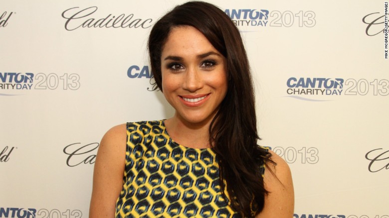 161102100639-meghan-markle-exlarge-169