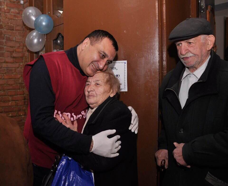 28511200_1842241439141604_441841969_n