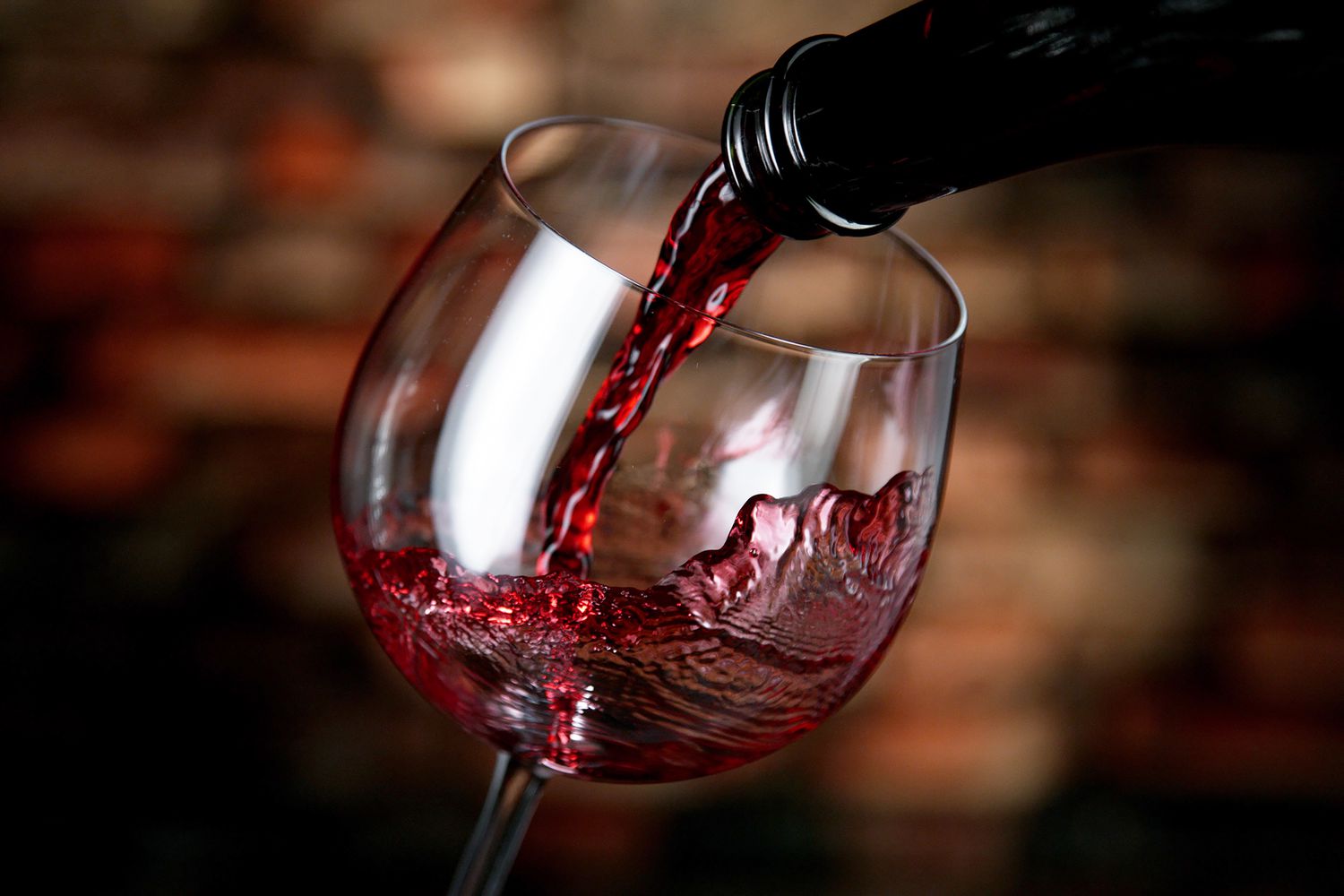 Red-Wine-Longevity-FT-BLOG0222-27ea8046190e4808a0cb346e19c70e13