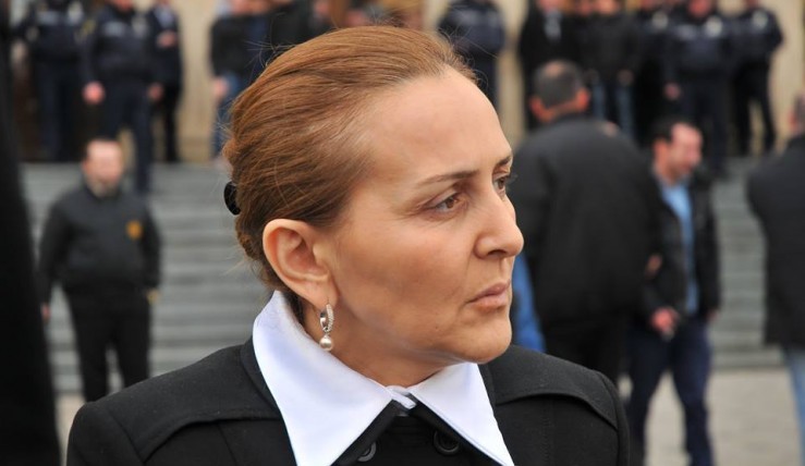 irma-chkadua-1512571048-1517659216