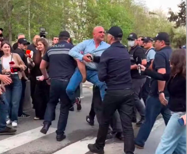 Screen Shot 2025-04-22 at 20.58.47